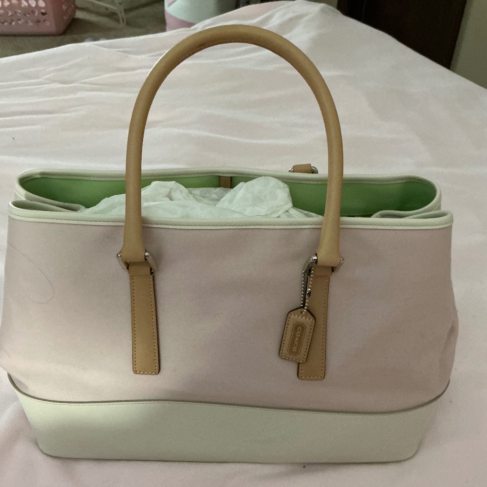 Coach Hampton Tote Pale Pink w/ cream leather NWT
